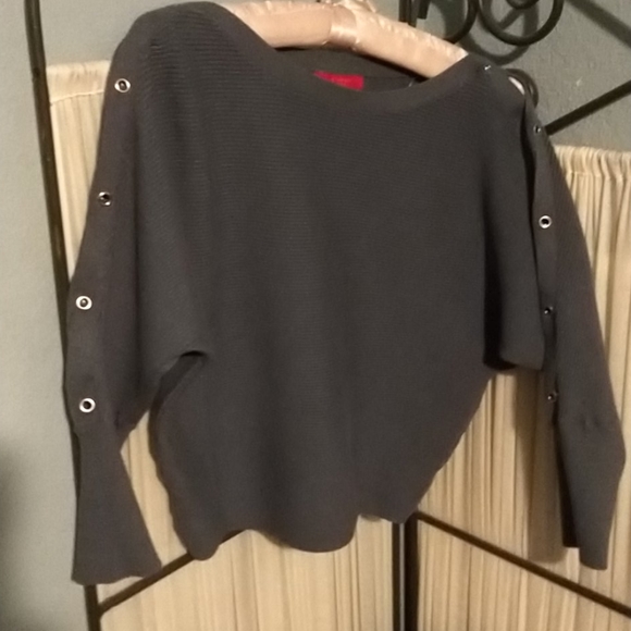 Jennifer Lopez Sweaters - Jennifer Lopez sweater